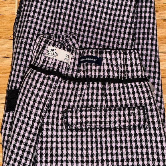 Light Lavender Trousers from Hollister - Picture 3 of 3